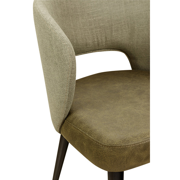 Polsterstuhl Gastronomie Sontaro-200-Arm_Detailansicht Armlehne