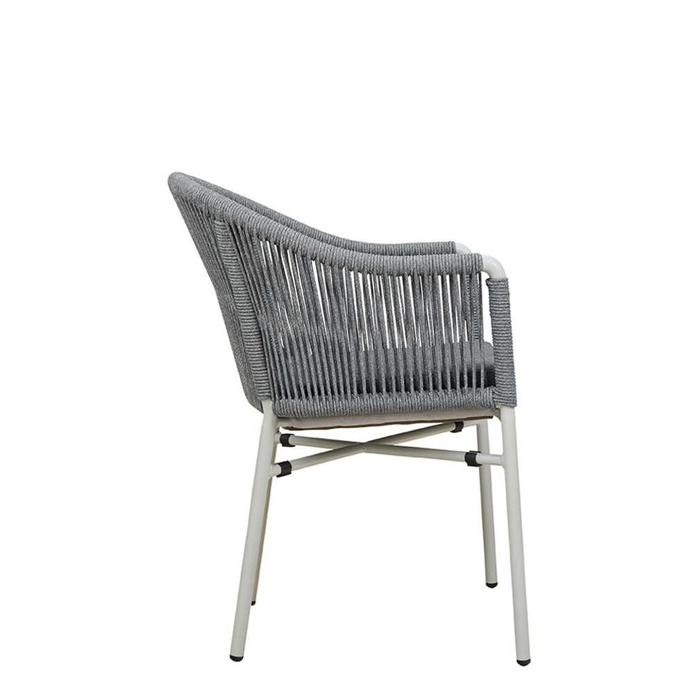 Ramila-RR Light Grey Terrassenstuhl mit beigem Aluminiumgestell und Textilen-Rücken, stapelbar und wetterfest für Gastronomie Seitenansicht