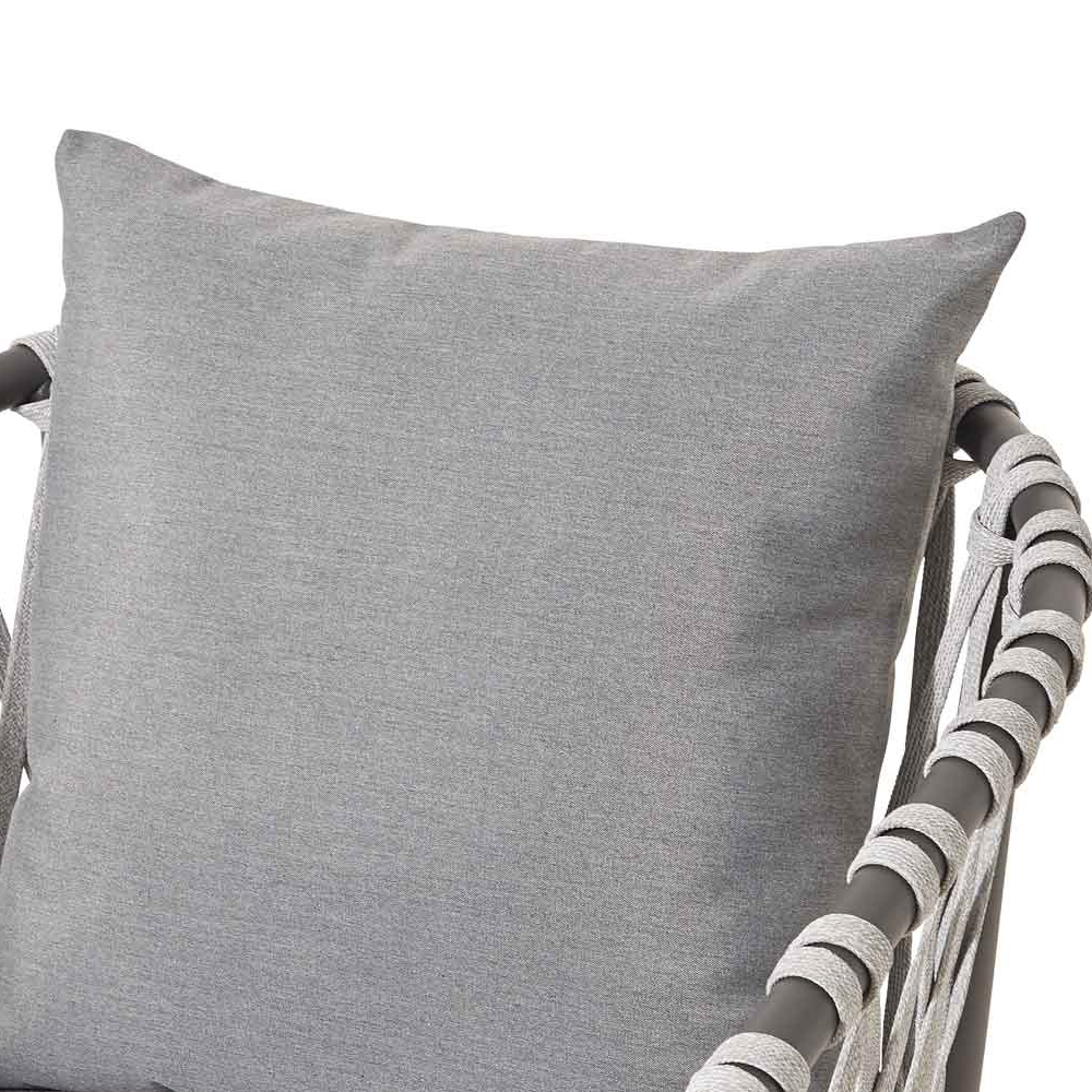 Gastronomie_Outdoorstuhl_Crosima-Grey_Detail_1000px