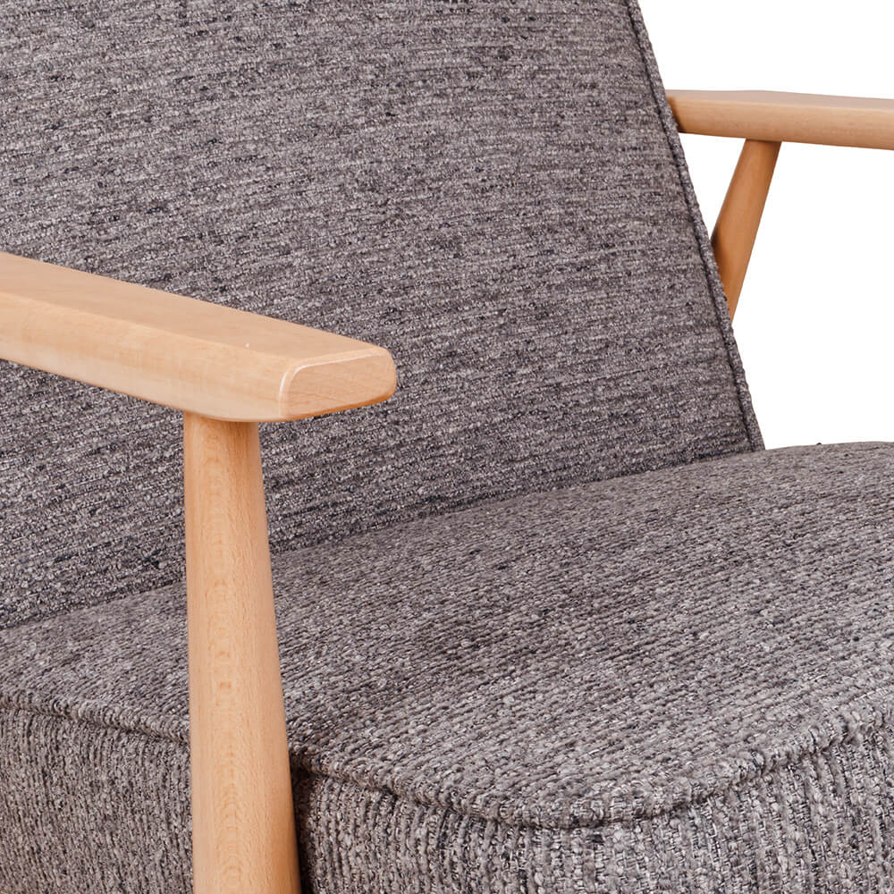 Lounge-sessel_Holzgestell_gepolstert_Valara_8 Loungesessel Valara aus Buchenholz mit gepolsterter Sitzfläche
