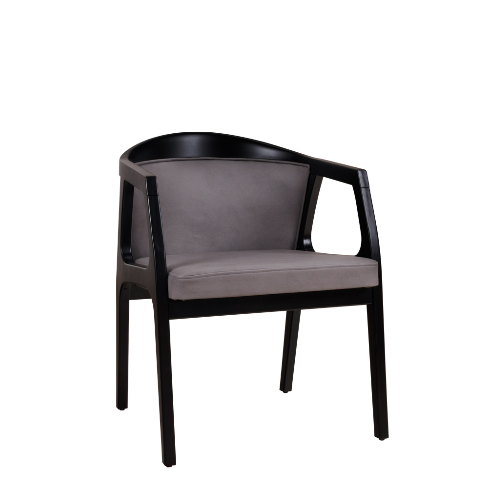 Gastronomie_Holzstuhl-SItz-Ruckenpolster_Delato-P_web-1