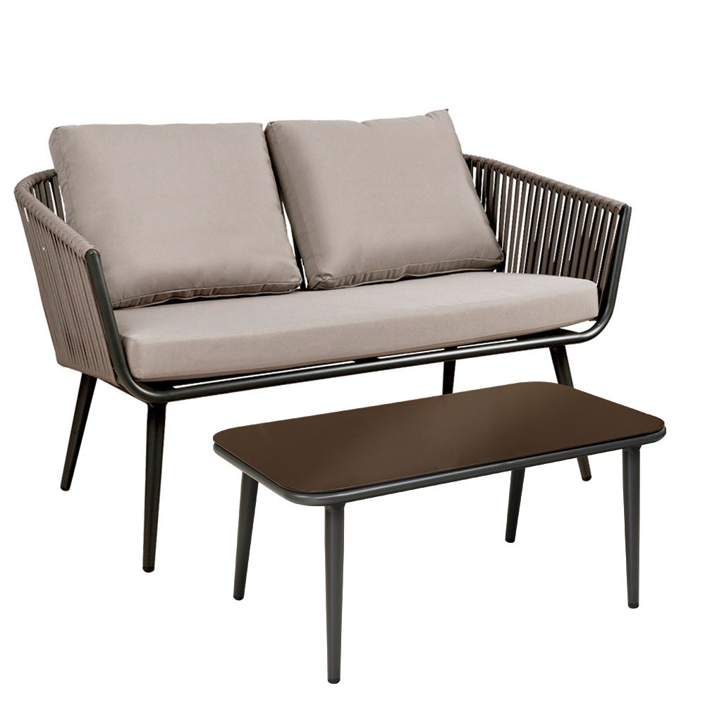 Raminota-Tisch_braun_mit-Sofa_1000py