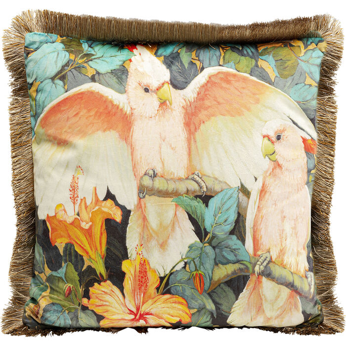 Gastronomie_kissen_ parrots_life_45x45cm_frontal Kissen Parrots Life 45x45 cm mit Papageienmotiv in Creme- und Rosétönen, umgeben von exotischen Blüten und Blättern sowie dekorativem Fransenrand