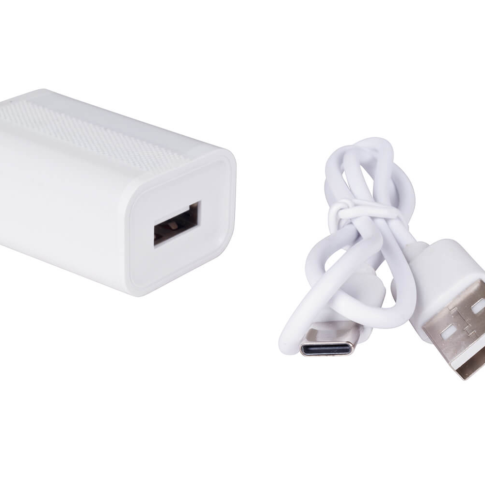 Outdoor-Tischleuchte_Majah_USB-Kabel