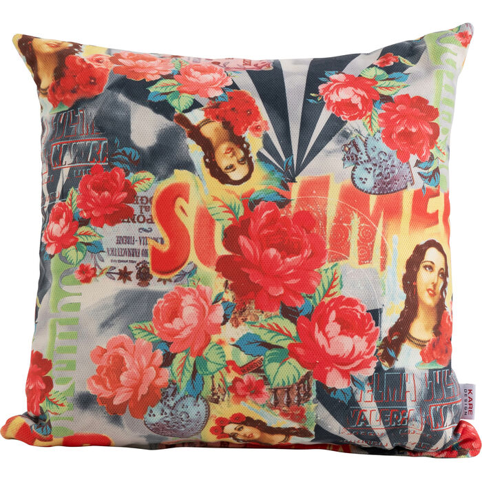 Gastronomie_Kissen_Estaro_Summer_40x40cm_Limited Kissen Estaro Summer 40x40 cm Limited mit farbenfrohem Collage-Design aus Rosen, grafischen Elementen und Vintage-Porträts