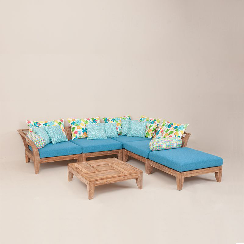 LISSONE-Studio-mit-Tisch-800x800