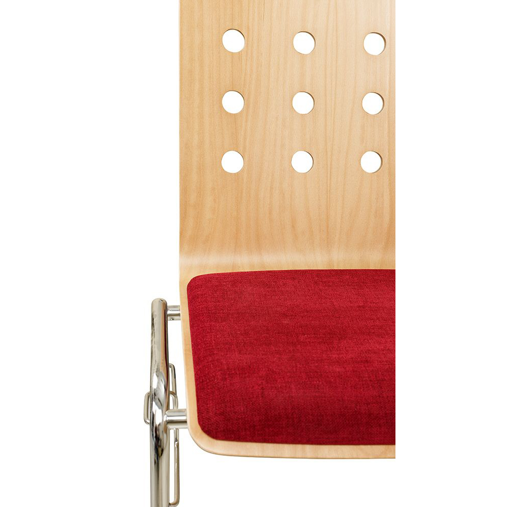 Konferenzstuhl Eruno-510 mit rotem Sitzpolster, verchromtem Metallgestell, stapelbar Beizton: Buche natur | Bezug: Princess 140