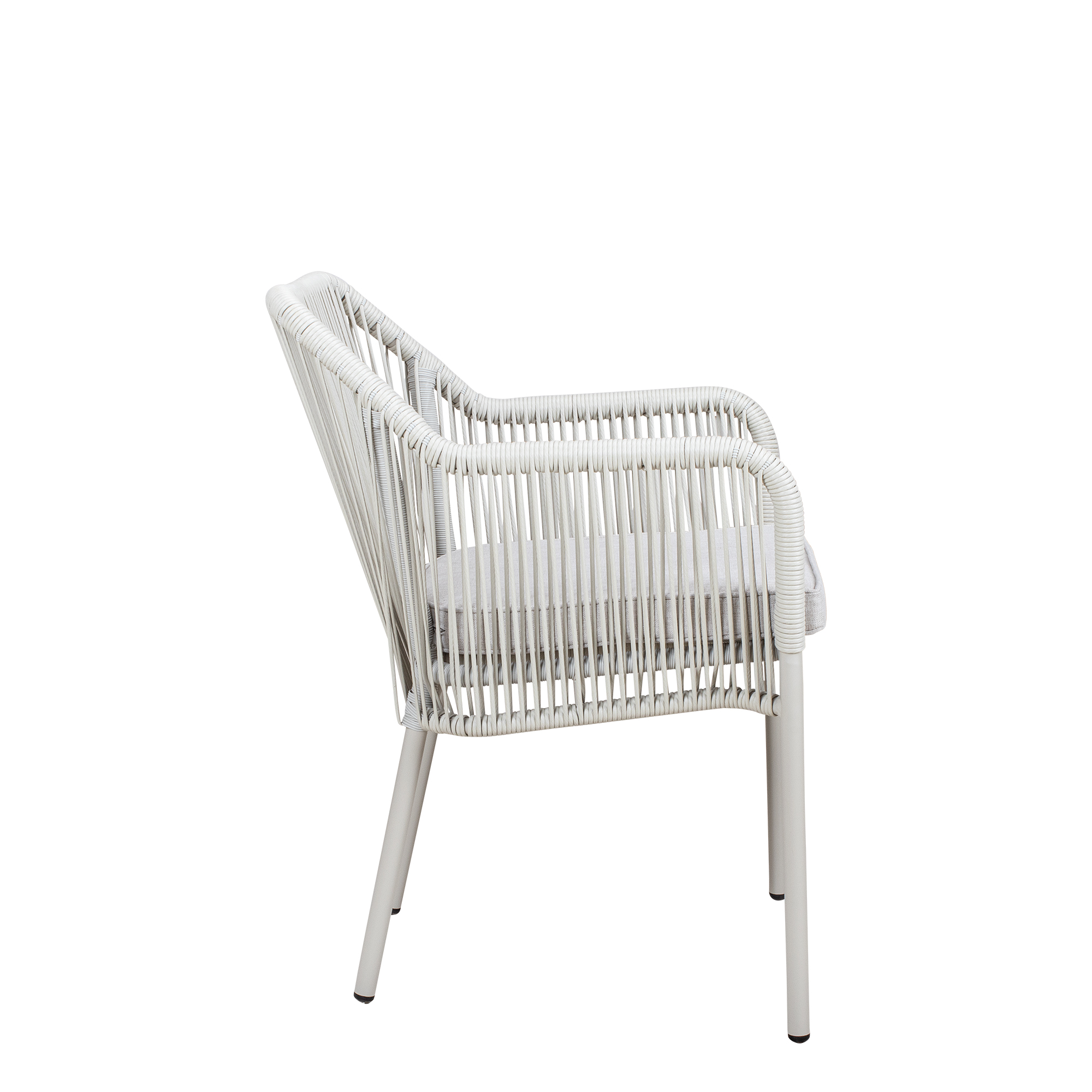 Baleris Greige Outdoorstuhl mit Armlehnen und Geflecht – Seitenansicht
