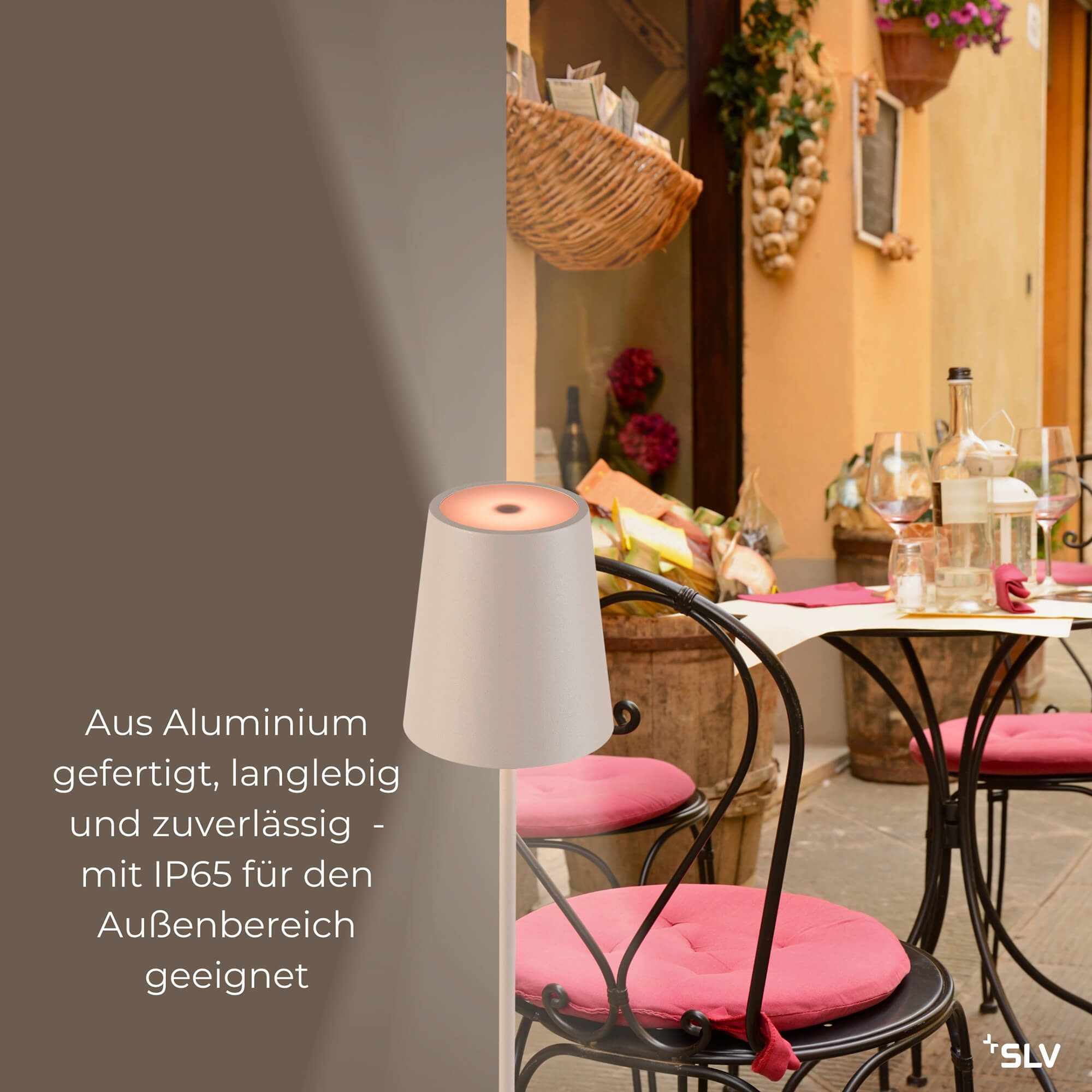 Outdoorlampe für Gastronomie-Terrassen mit IP65-Schutz Outdoorlampe aus Aluminium für den Außenbereich auf einer Restaurantterrasse