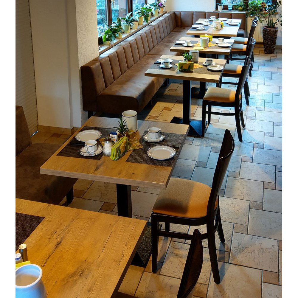 gastronomie-sitzbank-q-103-f-_4_2688 Foto: Pension „Body Sun“, Niesky