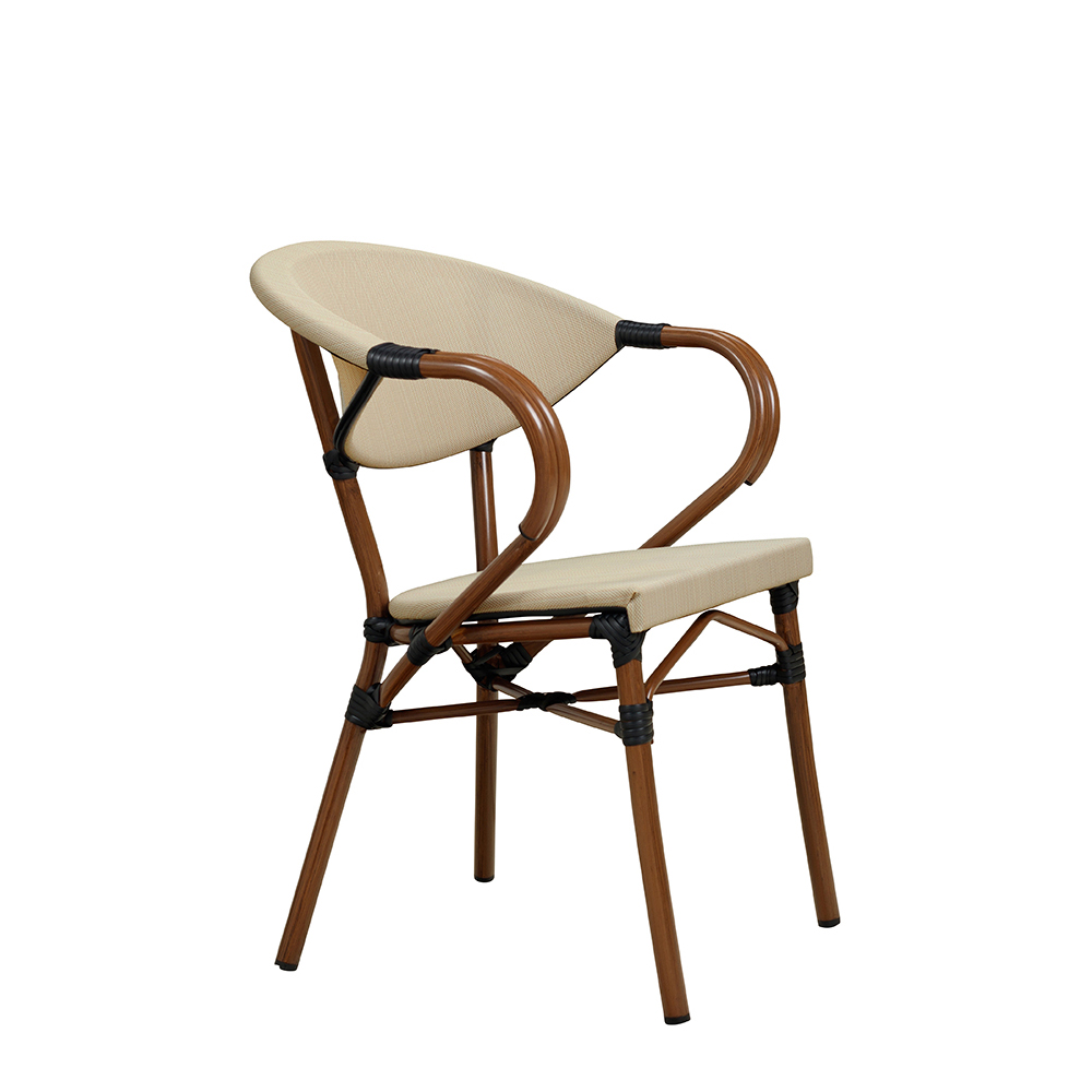Ganua-creme_seite-2_color-mont_1000px