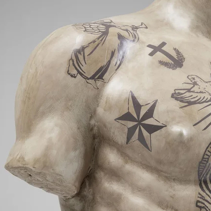 Deko-Objekt_Torso-Tattoo_3
