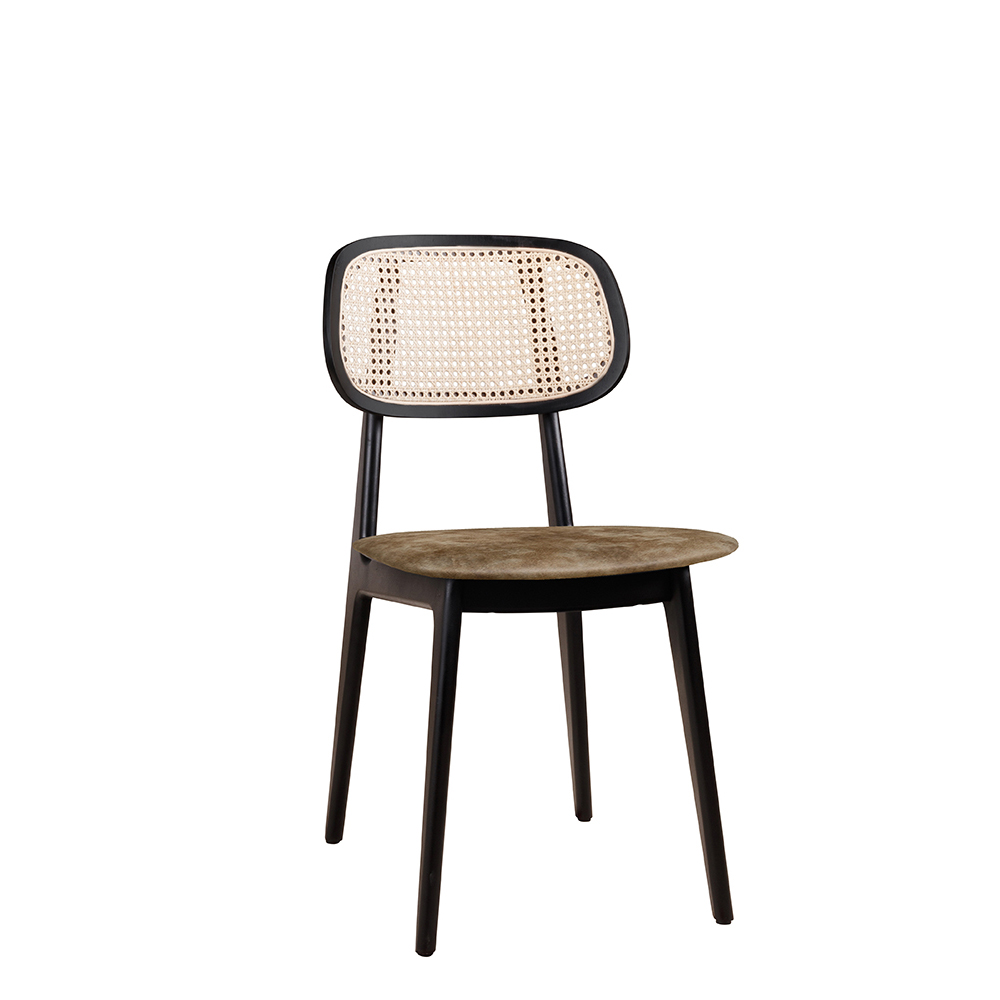 Rattanstuhl_Cumpo-G-P_v Holzstuhl Cumpo CP