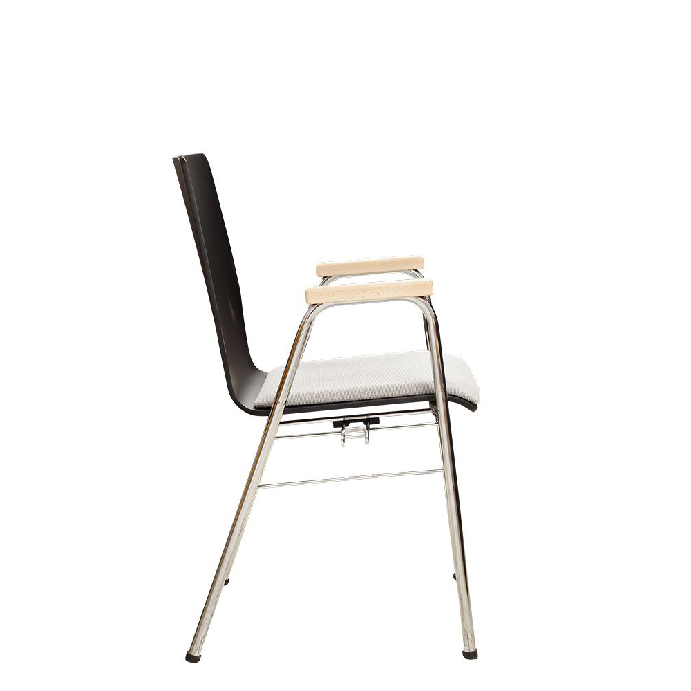 Konferenzstuhl Eruno-210-A50 mit Polstersitz, Holzlehne, Armlehnen und verchromtem Gestell Seitenansicht