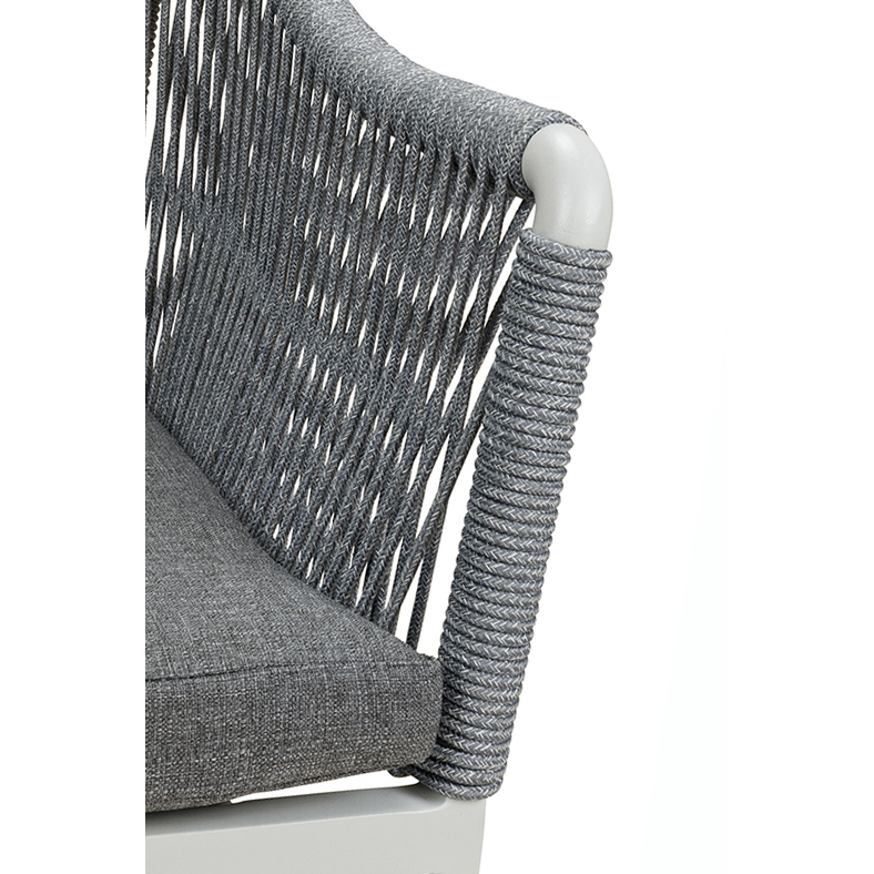 Gastronomie_Terrassenstuhl_Ramila-RR-light-grey_detail-1_1000px Ramila-RR Light Grey Terrassenstuhl mit beigem Aluminiumgestell und Textilen-Rücken, stapelbar und wetterfest für Gastronomie Detailansicht Armlehne
