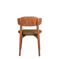 Vorschau: Gepolsterter Holzstuhl Kani-2P für Gastronomie – Vorderansicht Vorschau: Gepolsterter Holzstuhl Kani-2P für Gastronomie – Vorderansicht