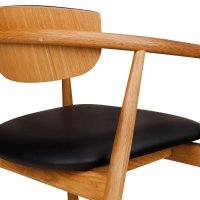 Vorschau: Galeno-2P Holzstuhl mit gepolstertem Sitz und Rückenlehne für Gastronomie Vorschau: Galeno-2P Holzstuhl mit gepolstertem Sitz und Rückenlehne für Gastronomie