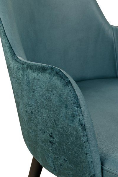 Polsterstuhl Gastronomie Sona-Arm_Detailansicht Armlehne