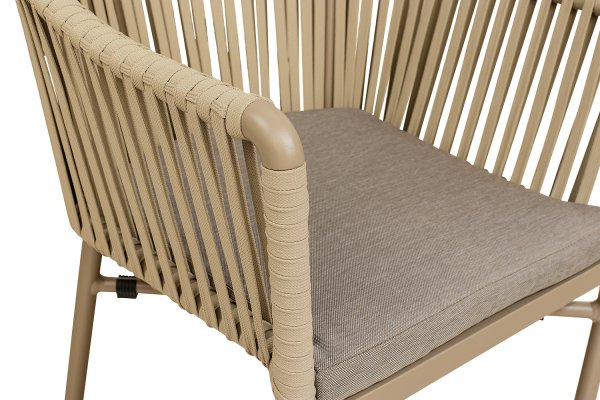 Ramila Macchiato Terrassenstuhl mit beigem Aluminiumgestell und Textilen-Rücken, stapelbar und wetterfest für Gastronomie Detailansicht Sitzfläche