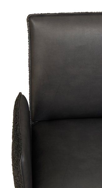 Gestell: Eichenholz │ Bezug (innen): A1987 │ Bezug (außen): Antelao-421