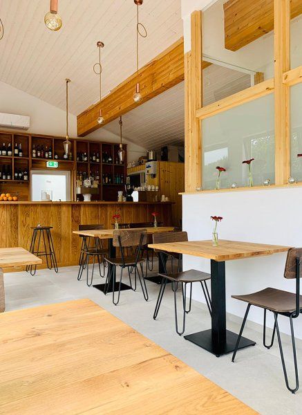 Tischgestell für die Gastronomie Marino-TGF-404 aus Stahl für den Innenbereich im Restaurant