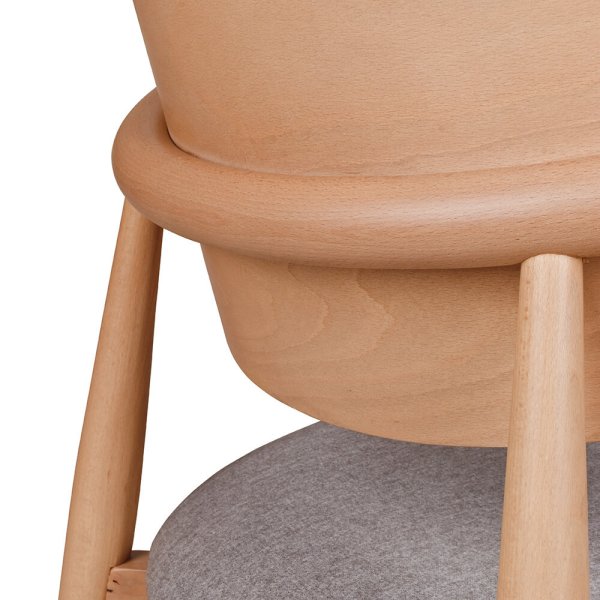 Gepolsterter Holzstuhl Makaro aus Buchenholz für Gastronomie